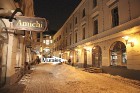 Läti - Riia - Berga Bazaar - restoran - pizzeria `Murales`